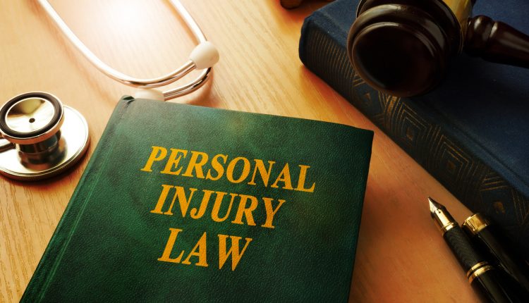 4 Reasons You Should Only File A Personal Injury Lawsuit With A Lawyer’s Help